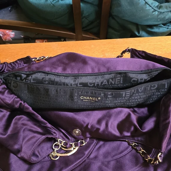 A Beautiful Coco Cabas Purple Satin Tote Bag! - Picture 7 of 16